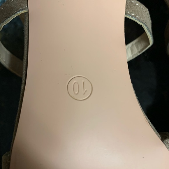 Strapy Faux Suede High Heels - Picture 5 of 5